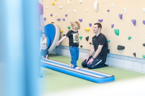 toddler-on-airbeam
