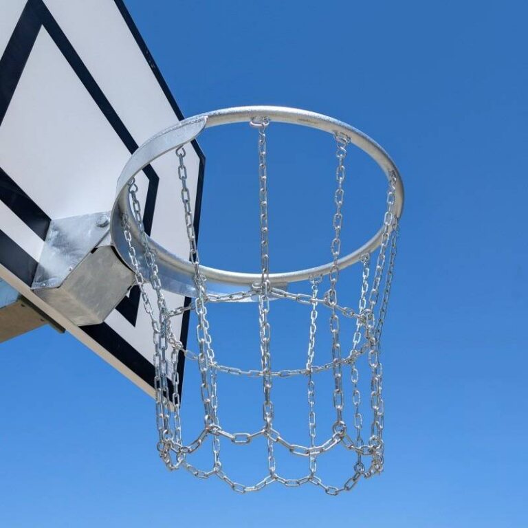 basketball-ring-springmatic-tilting-on-springs-for-outdooruse-4