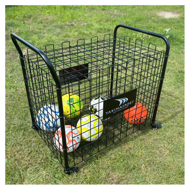 wozek-na-pilkisprzet-zamykany-na-kolach
